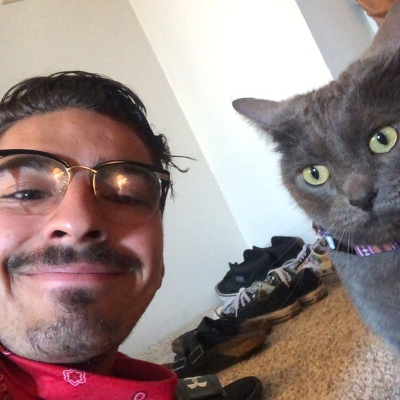 Meet your Posher, Jonathan - Picture 1 of 1